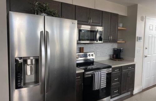 Old West Broad Neighborhood Apartment | Downtown, contemporary, 2 bedroom, Roof Terrace! 3B