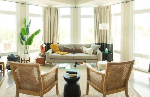 Old West Broad Neighborhood Apartment | Downtown, contemporary, 2 bedroom, Roof Terrace! 3B