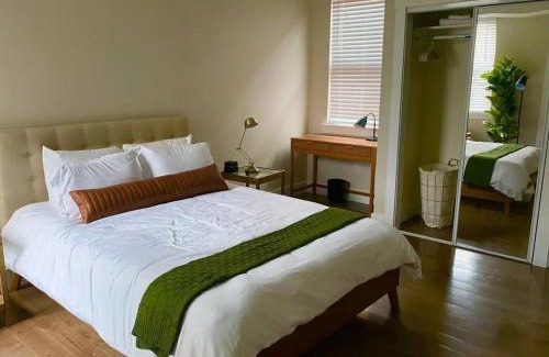 Old West Broad Neighborhood Apartment | Downtown, contemporary, 2 bedroom, Roof Terrace! 3B