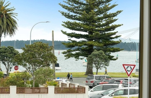 Mount Maunganui House | Downtown Delight in Mt Maunganui