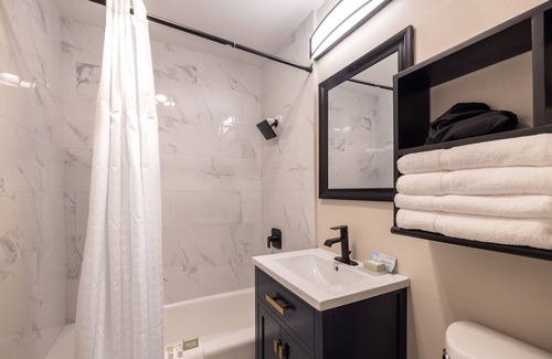 Dover Hotel | Downtown Dover Inn