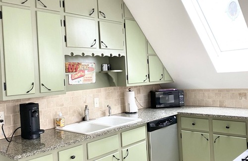 Elkhart Lake Condo | DOWNTOWN Elkhart Lake—Modern Cottage—Upper Condo