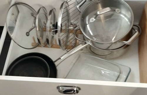 Hull Apartment | Downtown Gatineau, 2 km from Parliament Hill + parking