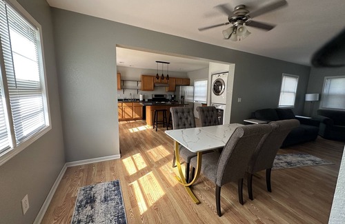 Oconomowoc House | Downtown Lake Country Oconomowoc with River View