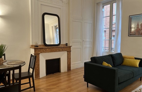 Saint-Etienne Apartment | Downtown - Les Carmes