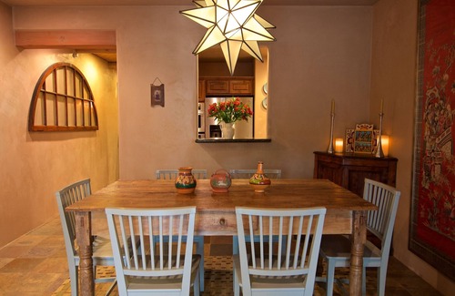Downtown Santa Fe Condo | Downtown Luxury 'Perfect for Couples' Weekly/Monthly Rates, Parking, Patio, Pets