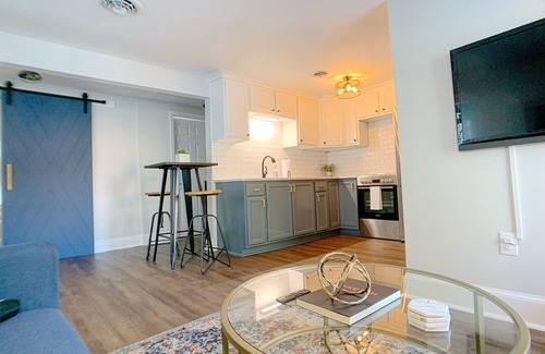 Shepherdstown Apartment | Downtown Modern 2BR step from dining and shopping