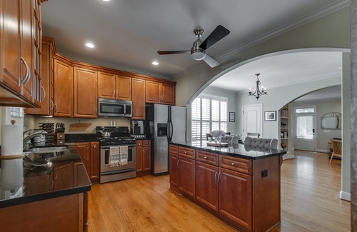 Hope Gardens House | *Downtown Oasis* - Convenient to EVERYTHING - Minutes to Downtown - Pvt Parking!