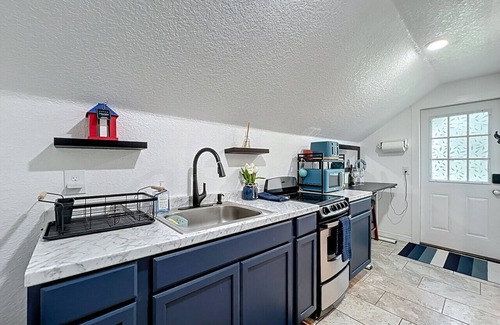 Northwest Orlando House | Downtown Orlando & Winter Park | Near Stadiums