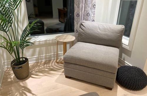 Prince Edward House | Downtown Picton 3 bedroom