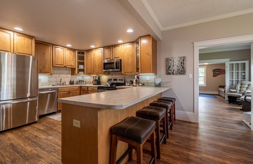 Powell House | Downtown Powell Place- Recently remodeled home in downtown Powell