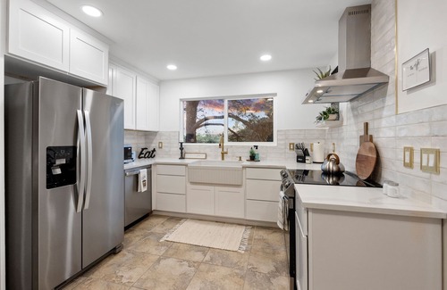 Prescott House | Downtown Prescott Hillside Retreat