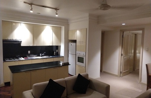 Phuong 6 Apartment | Downtown! Retro Retreat Serviced Apartment