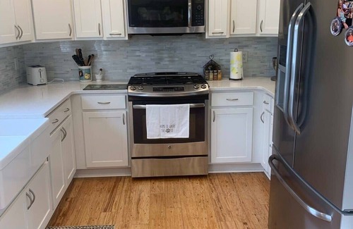 Rockford Apartment | Downtown Rockford Duplex