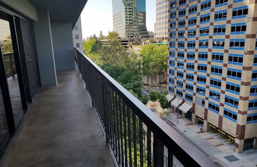 Downtown Sacramento Condo | Downtown Sac Luxury High Rise Condo