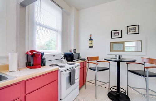 Schertz Apartment | Downtown Schertz Vacation Rental Near Restaurants!