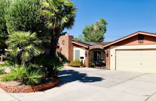 Las Vegas House | Downtown Strip Oasis - 30 day min. stays