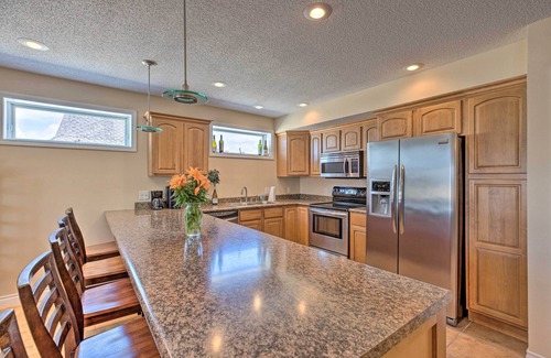 Yankton Apartment | Downtown Yankton Apartment w/Patio & River View!