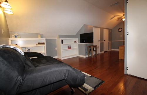Brownsville Apartment | DowntownBrowntown