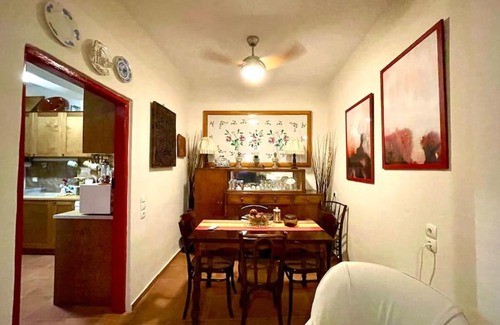 Vrachasi House | "Doxa" Guesthouse with traditional character