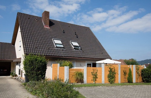 Bodman-Ludwigshafen Apartment | "Dr Saretz" vacation apartment with partial lake view, private terrace and WiFi