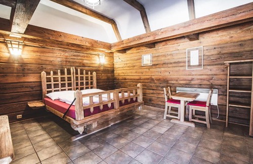 Slavonov Apartment | Dračí tvrz