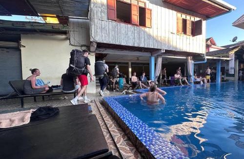 Vang Vieng Bed & Breakfast | Dragon House Vang Vieng