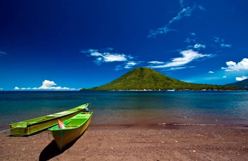 Ternate Hotel | Dragon Palace Hotel by Amazing