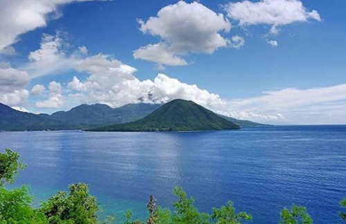 Ternate Hotel | Dragon Palace Hotel by Amazing
