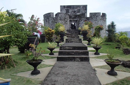 Ternate Hotel | Dragon Palace Hotel by Amazing