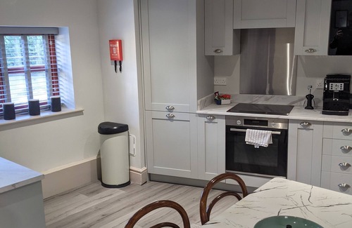 Louth Cottage | Dragonfly Lodge, Covenham Holiday Lodges