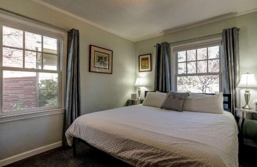 Old Bend House | Drake Cottage 311