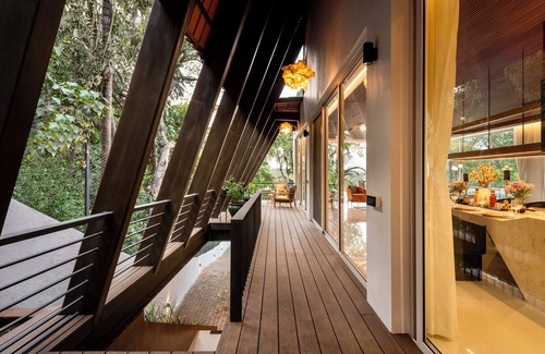 Siolim Villa | Dream - 4 BHK Villa w/Infinity Pool & Bathtub