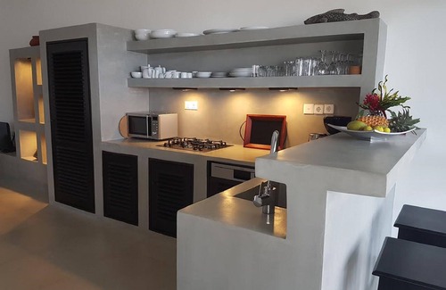 Hikkaduwa Villa | Dream Beach Villas /Villa Lotus, fantastic villa right on the white sand beach