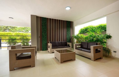Santiago Province Apartment | Dream Stay - Pool & Gym - 10min Airport & Homs