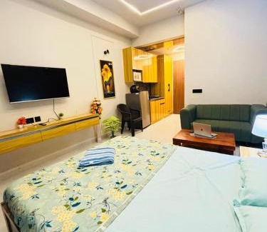 Greater Noida Apartment | Dream holiday studios