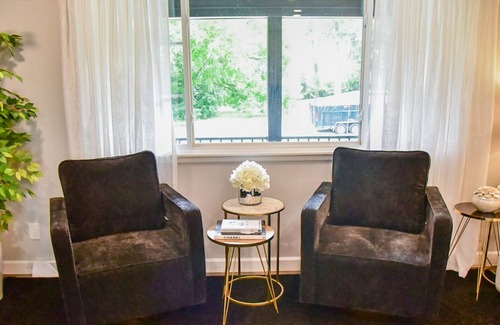 I-435 West KC-KS House | Dream Home at the Legends in KC