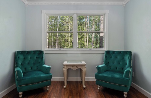 Binghamton House | Dream Home - Spacious 6-bedroom house with AC, WiFi in delightful Binghamton