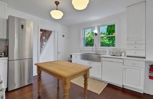 Saugerties South House | Dream House on the Esopus Creek