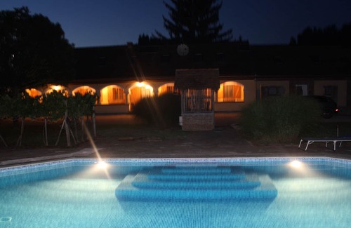 Keselyosfapuszta House | Dream house with pool and summer kitchen