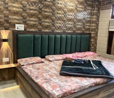 Jammu Hotel | Dream Land Hotel