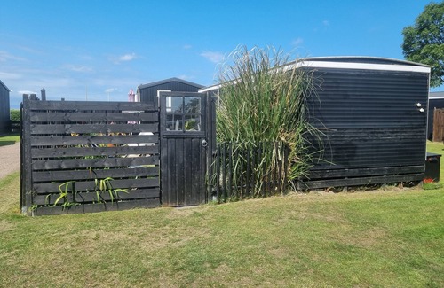 Westerland House | Dream location sea view Wadden Sea 50m, Beach 300m Mobile Home Chalet TinyHouse