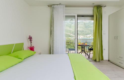 Lepetane Apartment | Dream Vacation Apartments