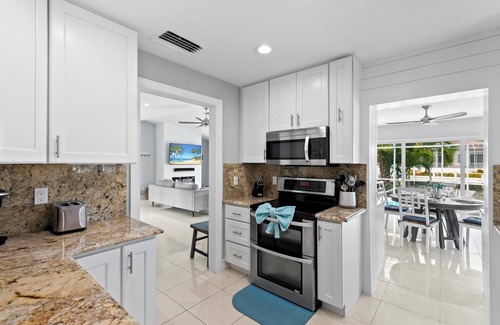 Marco Island House | Dream Waterfront Oasis - Deluxe Retreat For Family