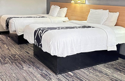 Senatobia Hotel | Dreamland Inn and Suites