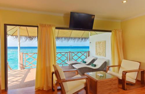 Hirundhoo Resort | Dreamland Maldives Resort