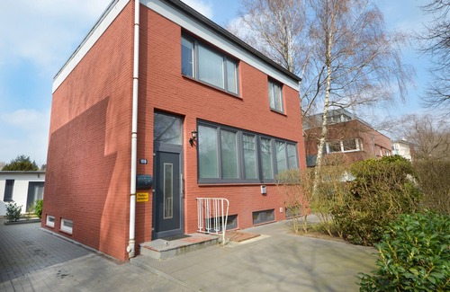 Hamburg-St. Georg Apartment | Dreamlike 1 Pers.-Apartment With sophisticated equipment