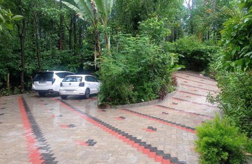 Suntikoppa House | Dreams Home Estate Stay