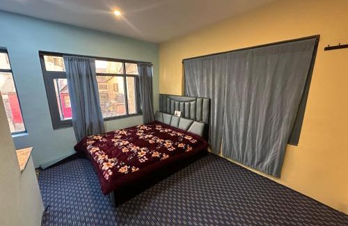 Srinagar Apartment | Dreamscape night stay