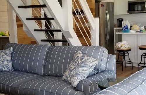 Hope Town House | Dreamsicle - New Island Home - 2 story- 75 steps to the beach